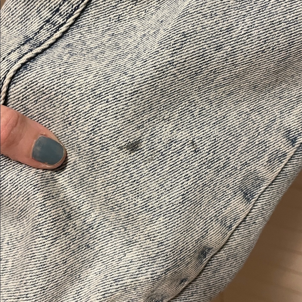 Vintage stone washed Light Blue Denim Jacket - Picture 8 of 10